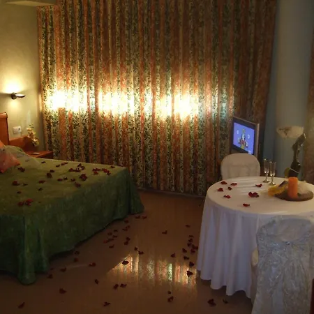 Fonda Neus Hotel