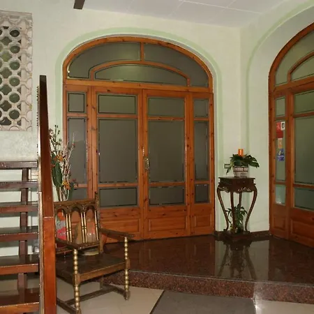 Fonda Neus Hotel Sant Sadurní dʼAnoia