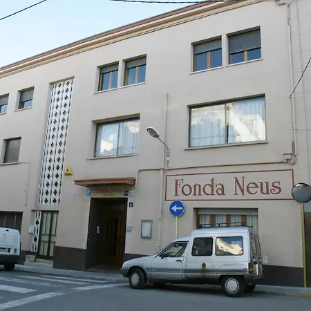 Hotel Fonda Neus Sant Sadurní dʼAnoia