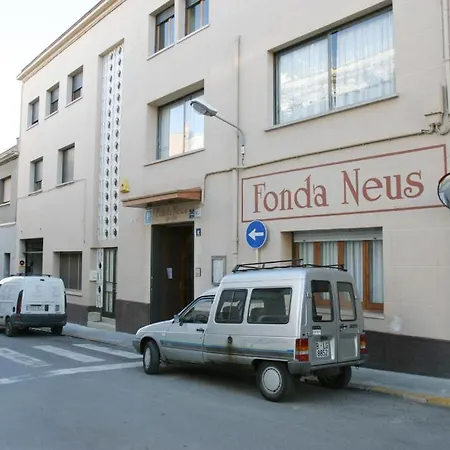 Fonda Neus * Sant Sadurní dʼAnoia