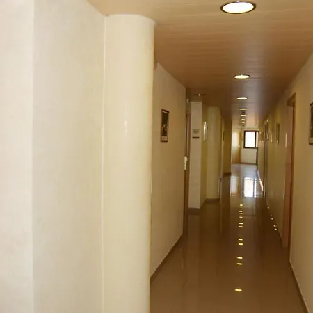 Fonda Neus Hotel *